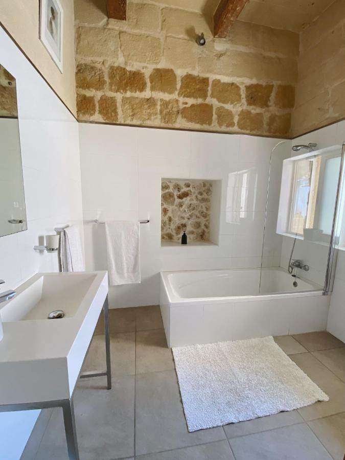 Tonella B&B Mellieħa Exteriör bild