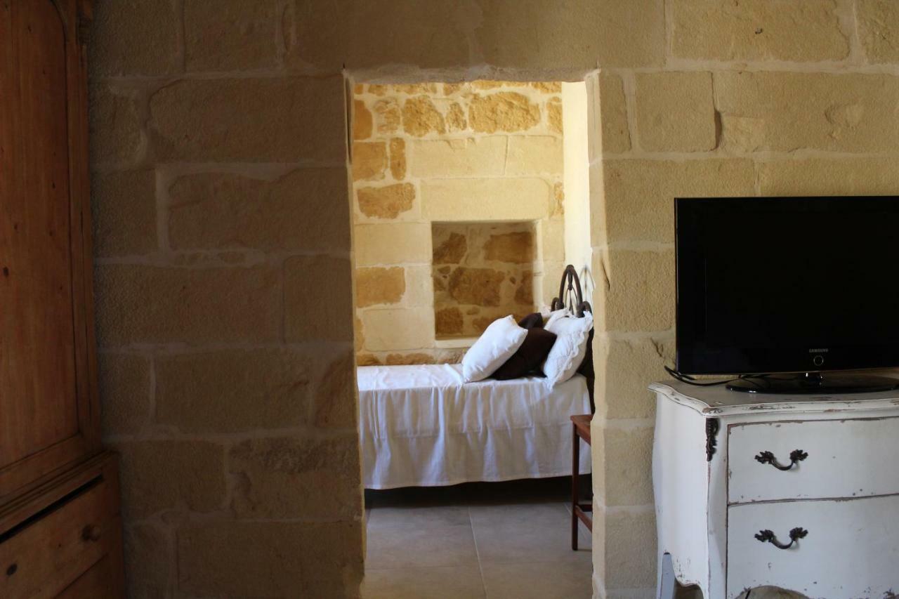 Tonella B&B Mellieħa Exteriör bild